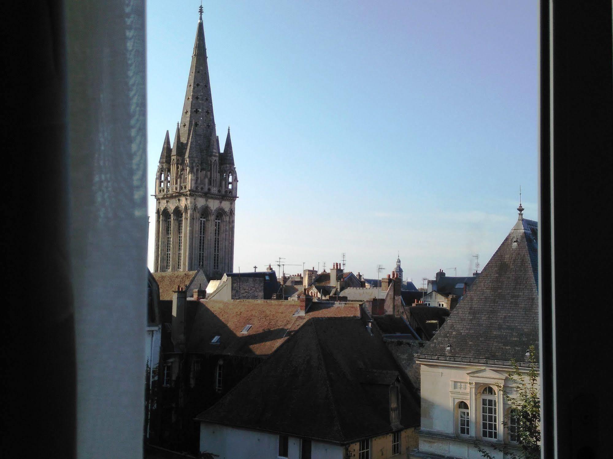 Hôtel Des Quatrans Caen Exterior foto